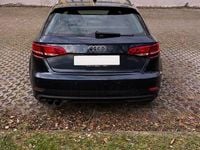 Gebraucht Audi A3 150 PS (110 kW) 2017 Blau Limousine