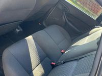 Gebraucht Ford Focus 100 PS (73 kW) 2003 Silber Limousine