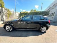 Gebraucht BMW 116 122 PS (89 kW) 2007 Schwarz Kleinwagen