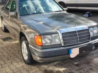 Gebraucht Mercedes E320 220 PS (161 kW) 1993 Grau Limousine