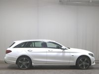 Gebraucht Mercedes C300e Avantgarde 306 PS (225 kW) 2020 Polarweiss Limousine