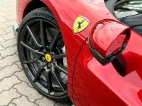 Gebraucht Ferrari 296 830 PS (610 kW) 2022 Rot Coupé