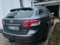 Gebraucht Toyota Avensis 150 PS (110 kW) 2009 Grau Kombi