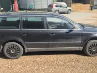 Gebraucht VW Passat 102 PS (75 kW) 2003 Schwarz Kombi