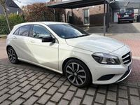 Gebraucht Mercedes A180 122 PS (89 kW) 2013 Weiß Limousine