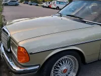 Gebraucht Mercedes 230 136 PS (100 kW) 1981 Grün Coupé