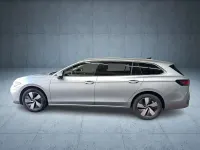 Gebraucht VW Passat IQ Drive 150 PS (110 kW) 2025 Oyster silver metallic Kombi