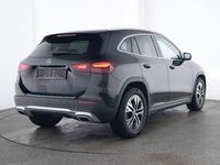 Gebraucht Mercedes GLA200 177 PS (130 kW) 2024 Schwarz SUV