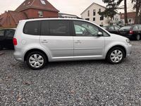 Gebraucht VW Touran 105 PS (77 kW) 2011 Silber Van / Kleinbus