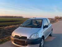 Gebraucht Toyota Yaris 68 PS (50 kW) 2000 Grau Kleinwagen