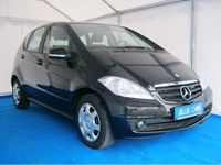 Gebraucht Mercedes A180 109 PS (80 kW) 2011 Schwarz metallic Limousine