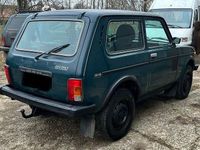 Gebraucht Lada niva 82 PS (60 kW) 2009 Grün SUV