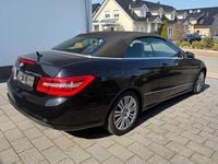 Gebraucht Mercedes E250 204 PS (150 kW) 2012 Schwarz Cabrio