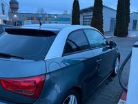 Gebraucht Audi A1 105 PS (77 kW) 2013 Grau Kleinwagen