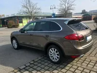 Gebraucht Porsche Cayenne 245 PS (180 kW) 2012 Braun SUV