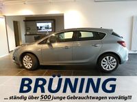 Gebraucht Opel Astra Excellence 140 PS (102 kW) 2013 Silber metallic Limousine