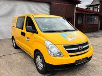Gebraucht Hyundai H-1 170 PS (125 kW) 2010 Gelb Van / Kleinbus