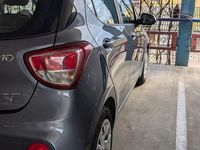 Gebraucht Hyundai i10 63 PS (46 kW) 2019 Grau Kleinwagen