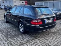 Gebraucht Mercedes E220 Avantgarde 170 PS (125 kW) 2009 Schwarz Limousine