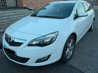 Gebraucht Opel Astra 165 PS (121 kW) 2012 Weiß Kombi