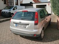 Gebraucht Ford Fiesta 64 PS (47 kW) 2004 Silber Kleinwagen