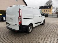 Gebraucht Ford Transit Custom 143 PS (105 kW) 2019 Weiß Van / Kleinbus