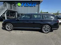 Gebraucht VW Passat Elegance 150 PS (110 kW) 2023 Deep black perleffekt Kombi