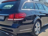 Gebraucht Mercedes E250 204 PS (150 kW) 2016 Schwarz Kombi
