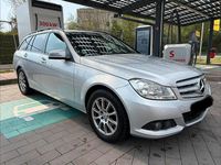 Gebraucht Mercedes C200 136 PS (100 kW) 2012 Silber Limousine