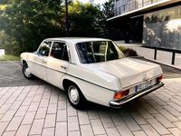 Gebraucht Mercedes 200/8 95 PS (69 kW) 1970 Beige Limousine