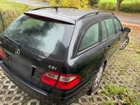 Gebraucht Mercedes E220 170 PS (125 kW) 2008 Schwarz Kombi