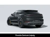 Neu Porsche Cayenne Turbo E-Hybrid 740 PS (544 kW) 2026 Schwarz SUV