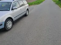Gebraucht VW Passat 101 PS (74 kW) 1999 Silber Kombi
