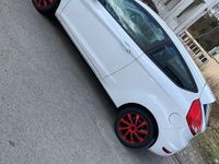 Gebraucht Ford Fiesta 97 PS (71 kW) 2011 Weiß Kleinwagen
