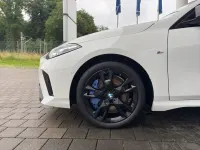 Gebraucht BMW M135 Performance 300 PS (220 kW) 2024 Weiß Kleinwagen