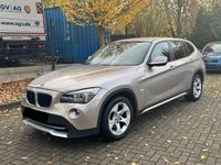 Gebraucht BMW X1 150 PS (110 kW) 2010 Gold SUV