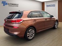 Gebraucht Hyundai i30 Trend 140 PS (102 kW) 2017 Orange Limousine