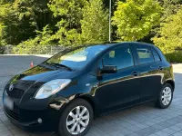 Gebraucht Toyota Yaris 90 PS (66 kW) 2009 Schwarz Kleinwagen