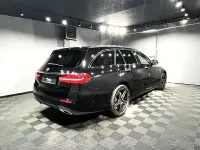 Gebraucht Mercedes E300 AMG 306 PS (225 kW) 2020 Obsidianschwarz  lack (metallic) Kombi