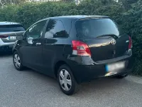 Gebraucht Toyota Yaris 99 PS (72 kW) 2011 Schwarz Kleinwagen