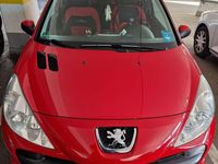 Gebraucht Peugeot 206 Basis 60 PS (44 kW) 2017 Rot Kleinwagen
