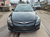 Gebraucht Hyundai i30 Comfort 109 PS (80 kW) 2010 Schwarz Kombi