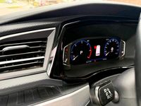 Usata VW Multivan Comfortline 200 CV (147 kW) 2020 Oro Monovolume