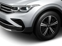 Gebraucht VW Tiguan Elegance 200 PS (147 kW) 2023 Reflexsilber metallic SUV