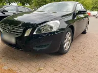 Gebraucht Volvo V60 116 PS (85 kW) 2011 Schwarz Kombi
