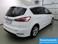Gebraucht Ford S-MAX Titanium 190 PS (139 kW) 2022 Frostweiß Van / Kleinbus
