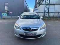 Gebraucht Opel Astra Design Edition 101 PS (74 kW) 2011 Grau Kombi