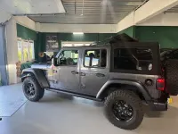 Gebraucht Jeep Willys 290 PS (213 kW) 2025 Grau SUV