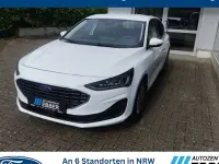 Gebraucht Ford Focus Titanium 125 PS (91 kW) 2023 Weiss Limousine