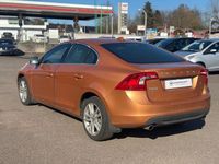 Gebraucht Volvo S60 Summum 203 PS (149 kW) 2010 Orange Limousine